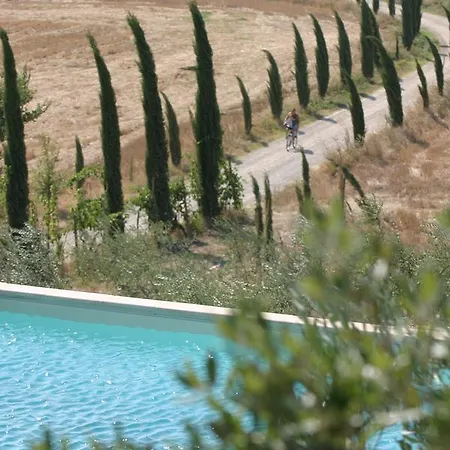 Chianti Homes בית נופש פוג'יבונסי